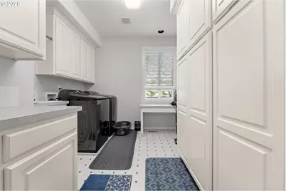 13923 SW Mistletoe Dr, Portland, OR 97223 - Photo 34