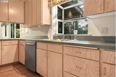 1303 Seacrest Ln, Brookings, OR 97415 - Photo 16