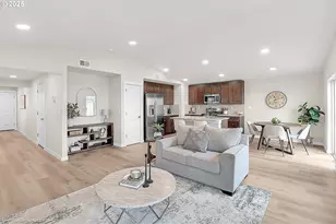 2379 W 10th Ave, Junction City, OR 97448 - Photo 2