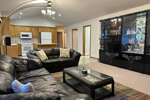 214 SW Meadow Lakes Dr, Prineville, OR 97754 - Photo 10