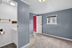 205 S 54th St, Springfield, OR 97478 - Photo 26