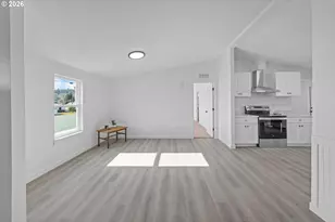70 SE Darrell Ave, Winston, OR 97496 - Photo 14