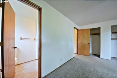 1798 Gilham Rd, Eugene, OR 97401 - Photo 20