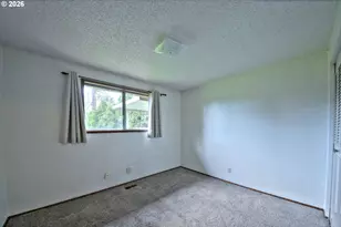 1798 Gilham Rd, Eugene, OR 97401 - Photo 14