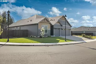 135 SE Airedale Ave, La Center, WA 98629 - Photo 1