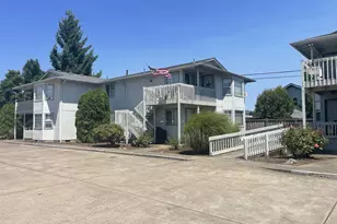 1217 R St, Springfield, OR 97477 - Photo 8
