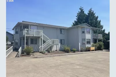1217 R St, Springfield, OR 97477 - Photo 4
