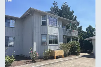 1217 R St, Springfield, OR 97477 - Photo 10