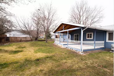 1508 Jackson Ave, La Grande, OR 97850 - Photo 12