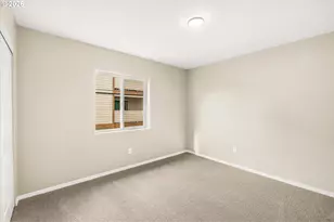 17151 SE Alder St, Portland, OR 97233 - Photo 16