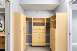 1310 NW Naito Pkwy, Portland, OR 97209 - Photo 16