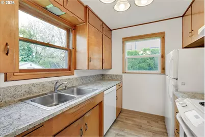 22043 SE Oak St, Gresham, OR 97030 - Photo 12