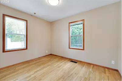 22043 SE Oak St, Gresham, OR 97030 - Photo 18