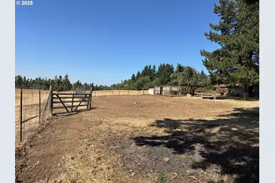 33465 Irish Ln, Creswell, OR 97426 - Photo 22
