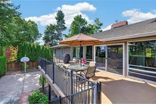 13240 Knaus Rd, Lake Oswego, OR 97034 - Photo 26
