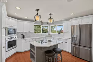 13240 Knaus Rd, Lake Oswego, OR 97034 - Photo 8
