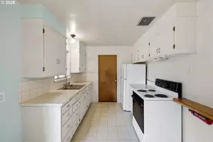 3375 Elmira Rd, Eugene, OR 97402 - Photo 14