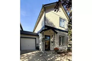 109 NW 8th St, Gresham, OR 97030 - Photo 1