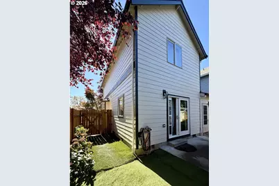 109 NW 8th St, Gresham, OR 97030 - Photo 28