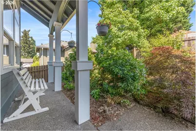 9405 SW Quinault Ln, Tualatin, OR 97062 - Photo 4
