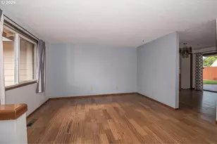 18411 NE Davis St, Portland, OR 97230 - Photo 6