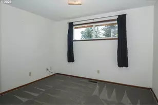 18411 NE Davis St, Portland, OR 97230 - Photo 16