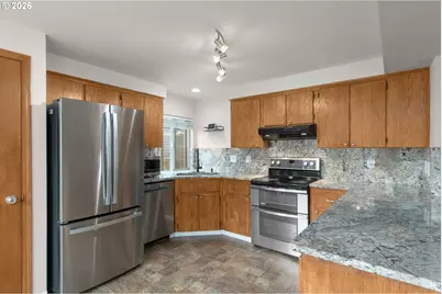 5621 NW 179th Ave, Portland, OR 97229 - Photo 14