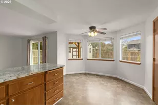 5621 NW 179th Ave, Portland, OR 97229 - Photo 16