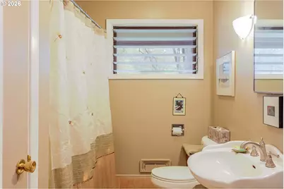 533 E 40th Ave, Eugene, OR 97405 - Photo 20