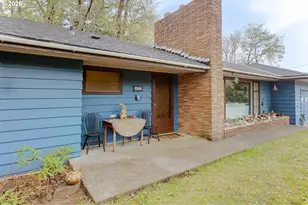 533 E 40th Ave, Eugene, OR 97405 - Photo 2