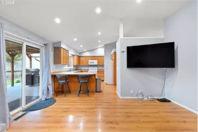 4575 Cambon St, Eugene, OR 97402 - Photo 12