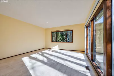 707 NW 104th St, Vancouver, WA 98685 - Photo 16