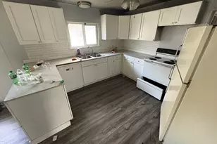 1220 S Tower Ave, Centralia, WA 98531 - Photo 8