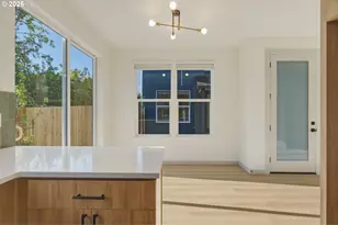 7055 SE 60th Ave, Portland, OR 97206 - Photo 6