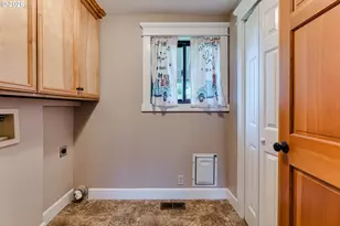 87933 10th St, Veneta, OR 97487 - Photo 22