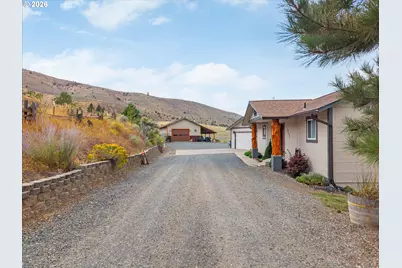 17951 Deer Park Loop, Baker City, OR 97814 - Photo 8