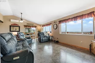 17951 Deer Park Loop, Baker City, OR 97814 - Photo 14