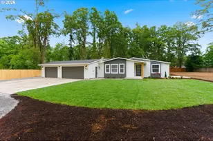 17200 SE Jennings Crest Ln, Milwaukie, OR 97267 - Photo 2