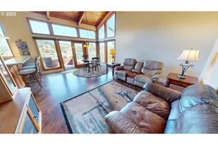 94418 Tom Cat Hill Rd, Gold Beach, OR 97444 - Photo 12