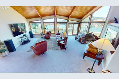 94418 Tom Cat Hill Rd, Gold Beach, OR 97444 - Photo 6