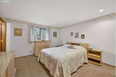 8050 SW 103rd Ave, Beaverton, OR 97008 - Photo 12