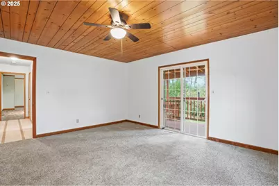 5351 Meeker Dr, Kalama, WA 98625 - Photo 14