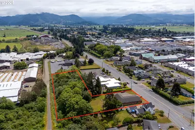 2506 1st St, Tillamook, OR 97141 - Photo 1