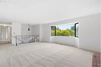 12845 SE Where Else Ln, Milwaukie, OR 97222 - Photo 4