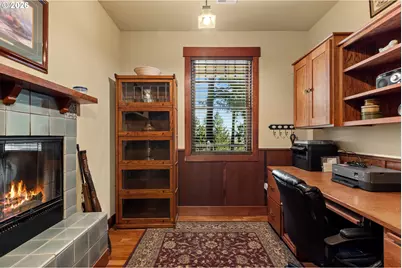 563 Lillian Ln, Roseburg, OR 97471 - Photo 6