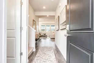 153 NW 29th Way, Battle Ground, WA 98604 - Photo 2