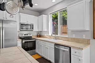17474 SE Reserve Loop, Milwaukie, OR 97267 - Photo 14