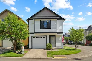 17474 SE Reserve Loop, Milwaukie, OR 97267 - Photo 2