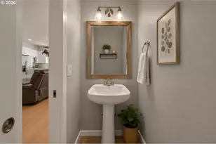 17474 SE Reserve Loop, Milwaukie, OR 97267 - Photo 4