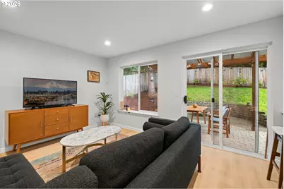 735 SW Caldew Dr, Portland, OR 97219 - Photo 14